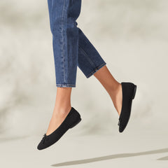 Almond-Toe Bow Flats (Tiana)