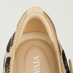 Pointed-toe Mary-Jane Flats (Maria)