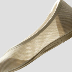 Pointed-Toe Dual-Cushion City Flats (Ecostitch™️ Flat Pro)