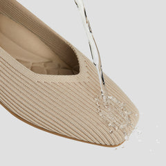 Lightweight Square-Toe V-Cut Flats (Margot Walker)