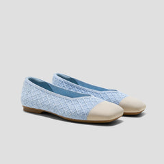 Square-Toe Margot V-Cut Flats (Margot 3.0)