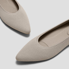 Pointed-Toe Ballet Flats (Aria 5°)