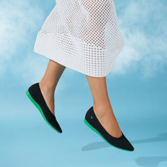 Lightweight Pointed-Ballet Flats (Aria Walker)