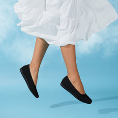 Lightweight Square-Toe V-Cut Flats (Margot Walker)