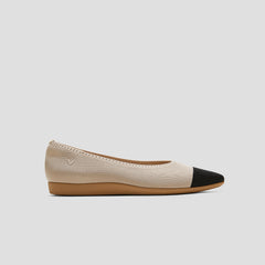 Lightweight Pointed-Ballet Flats (Aria Walker)