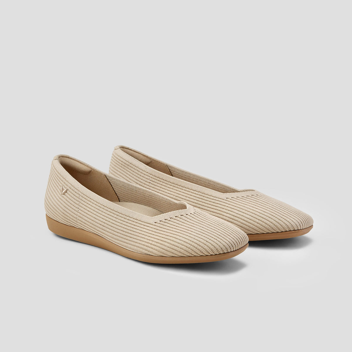 Lightweight Square-Toe V-Cut Flats (Margot Walker)