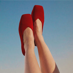 Square-Toe Margot V-Cut Flats (Margot 3.0)